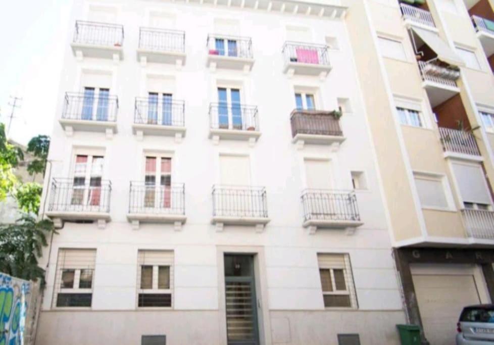 Apartamento Gran Via Granada Exterior photo
